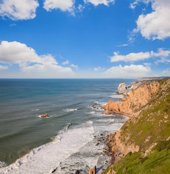 Vackra klippiga kusten i Atlanten — Stockfoto