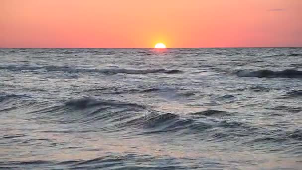 Océano Superficie Agua Olas Con Reflejo Sol Naciente Florida Estados — Vídeo de stock