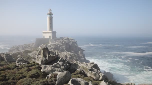 Punta Nariga Leuchtturm Spanien Sommertagen — Stockvideo