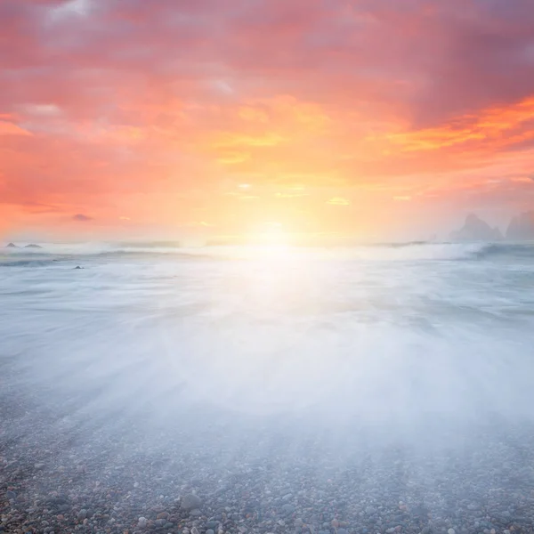 Zee zonsopgang landschap zomer achtergrond — Stockfoto