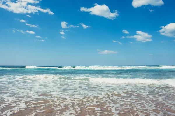 Schöner Strand Und Tropisches Meer Und Blauer Himmel Phuket Thailand — Stockfoto