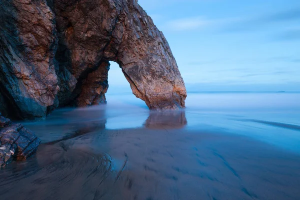 Panoramisch Uitzicht Rotsachtige Boog Aan Het Strand Van Adraga Portugal — Stockfoto