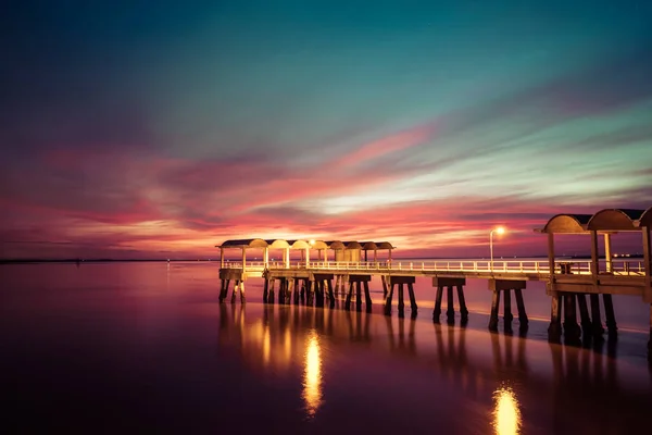 Beautiful Ocean Dramatic Sunset Fishing Pier Jekyll Island Coastal Georgia — Stock Photo, Image