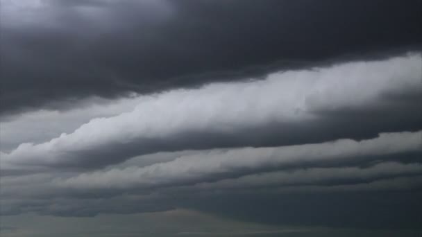 회색 폭풍 구름 timelapse — 비디오