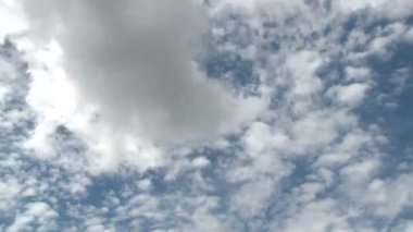 fluttery bulut timelapse