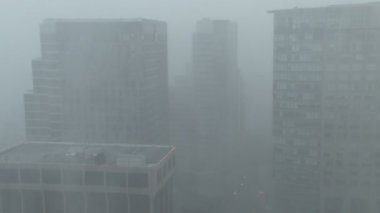 Süper sisli ve puslu dc fırtına sırasında