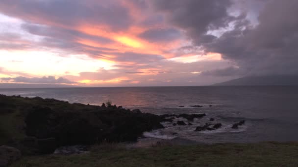 Swirl sunset over island waters — Stock Video