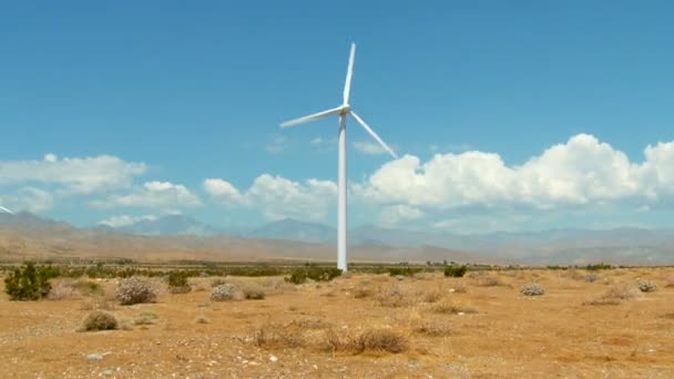 Ανεμόμυλος σύννεφο και έρημο timelapse — Αρχείο Βίντεο