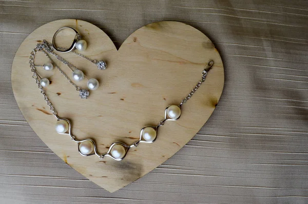 Wooden Heart Valentine Day Silver Ornaments Earrings Rings Necklaces Pearls — Stock Photo, Image