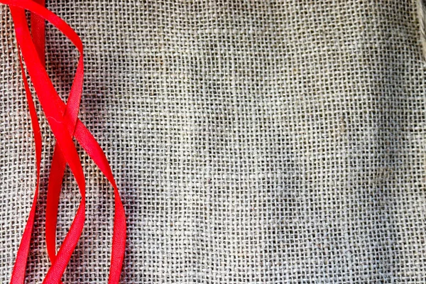Rode Feestelijke Linten Achtergrond Textuur Van Bruin Oude Doek Linnen — Stockfoto