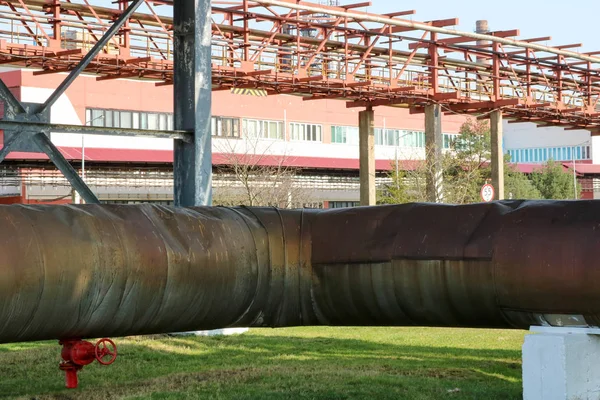 Estocade Potoku Rury Parowe Izolacja Wełny Szklanej Czerwonym Zaworow Zaworu — Zdjęcie stockowe