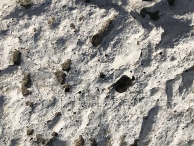 Doku beyaz taş kireç boyalı lekeler ve çatlaklar, arka plan.