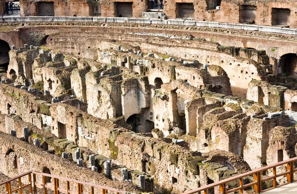 ROME, ITALY-MARCH 22, 2015:Tourists in the Colosseum. This is an UNESCO World Heritage site. Rome, Italy — Stock Photo, Image