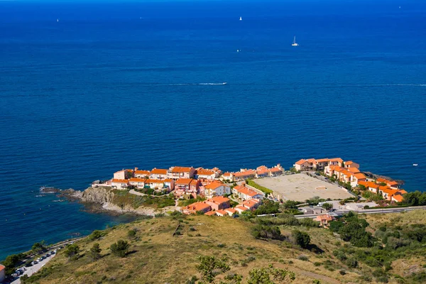 Zobacz Collioure, Langwedocja-Roussillon, Francja, francuski katalońskim wybrzeżu — Zdjęcie stockowe