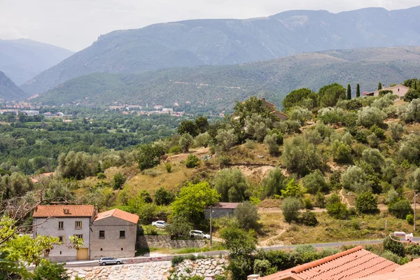 Απόψεις του Languedoc-Roussillon, από το χωριό Eus, Γαλλία — Φωτογραφία Αρχείου