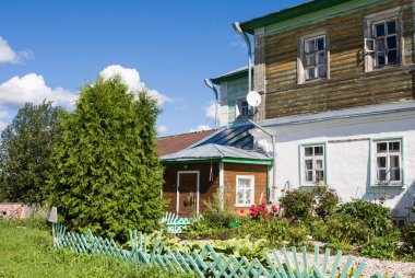 Goritsy, Rusya - 14 Ağustos 2016: Kilise, kutsal bakire Voskresensky Goritsky Manastırı Vologda bölgesi, Rusya şefaat