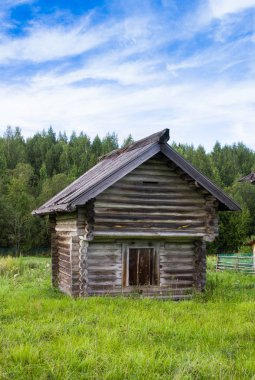 Semenkovo, Rusya - 14 Ağustos 2016: Müzesi ahşap mimarisi, Semenkovo, Vologda bölgesi. Rusya