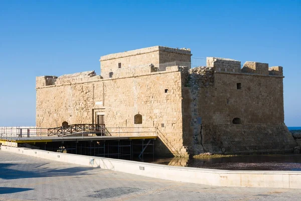 Το κάστρο της Πάφου, Βυζαντινό φρούριο στο λιμάνι της Πάφου στην Κύπρο — Φωτογραφία Αρχείου