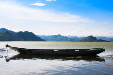 İşkodra Gölü Milli Parkı, Karadağ'ın turistik tekne