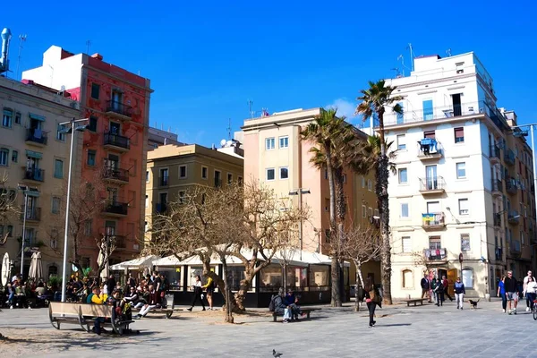 Barcelona Spain February 2020 Barceloneta District Catalonia Walking Tourists Embankment — Stock Photo, Image