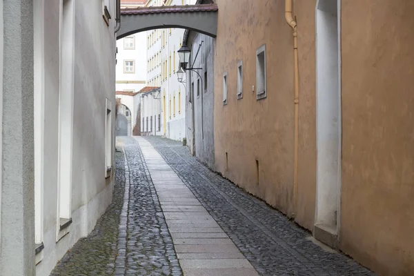如诗如画的小巷里的哥利兹，德国小镇 — 图库照片