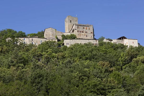 Castle of Montreal Ardèche bölgesinde, Güney Fransa — Stok fotoğraf