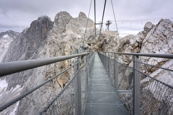 Puente Colgante Macizo Las Montañas Dachstein Estiria Austria —  Fotos de Stock