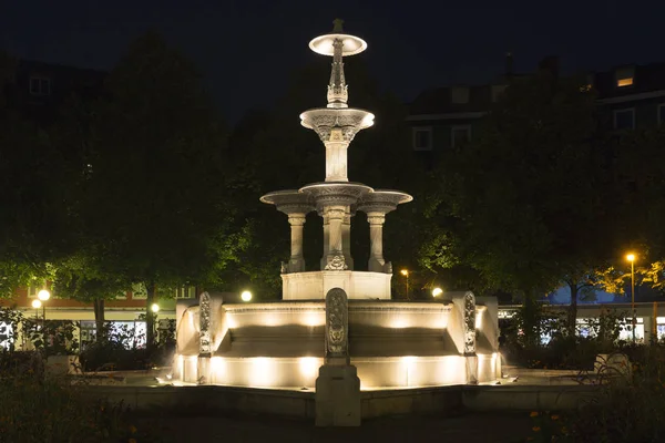 Célèbre Fontaine Glaspalastbrunnen Munich Allemagne Nuit — Photo