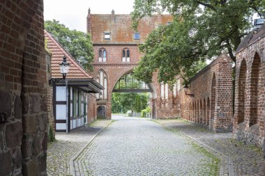 Stargarder Tor kapısı şehir Neubrandenburg, Almanya