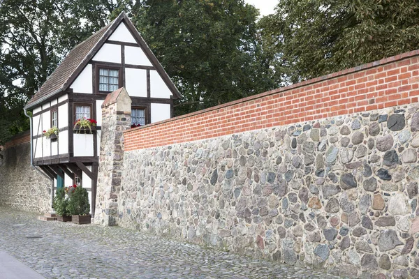 Historische Wiek Huis Het Centrum Van Neubrandenburg Duitsland — Stockfoto