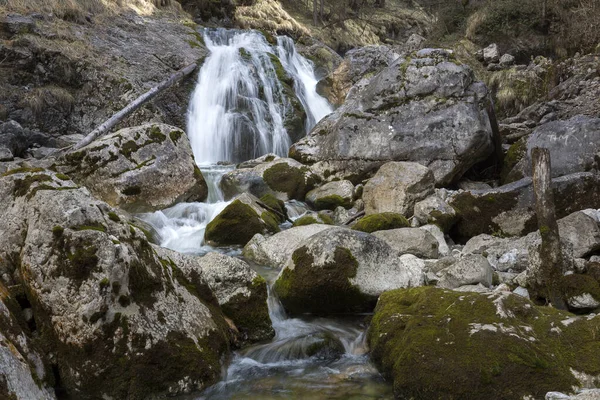 Kuhflucht-Wasserfälle bei Farchant — Stockfoto