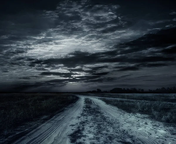 Droga w nocy — Zdjęcie stockowe
