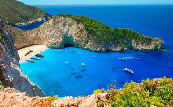 Visitenkarte der Insel Zakynthos. Bucht von Navagio. — Stockfoto