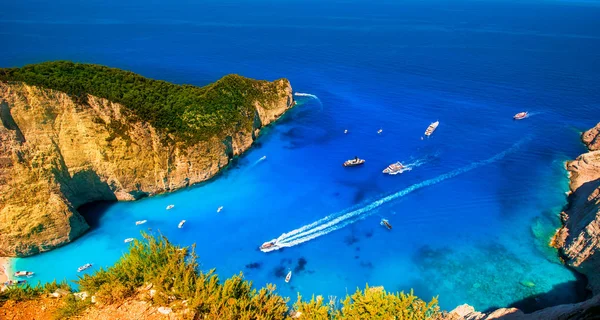 Visitekaartje van het eiland Zakynthos. Navagio Bay. — Stockfoto
