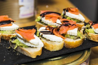 Bask ülkesinin pintxos 'u olarak adlandırılan İspanyol tapaları