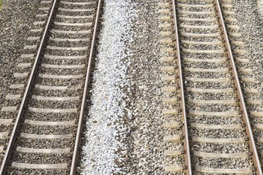 İleriye giden demiryolu