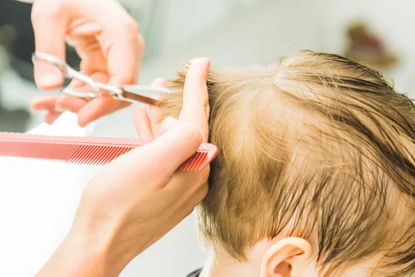 Ein Kleiner Junge Friseursalon Stockfoto