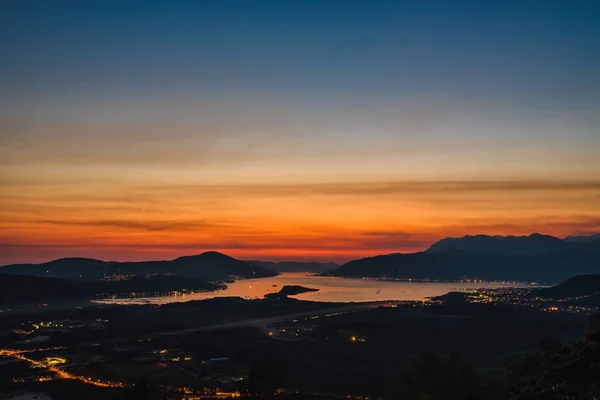 Baie de Kotor la nuit — Photo