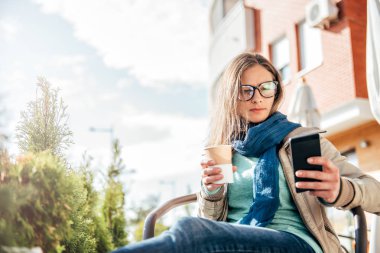 akıllı telefon tipik kadın