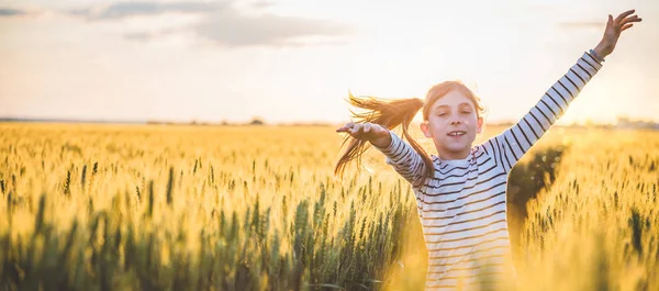 Alan kaçan küçük kız