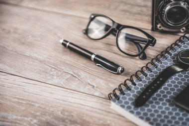 Office Masaüstü kişisel eşyalar ile