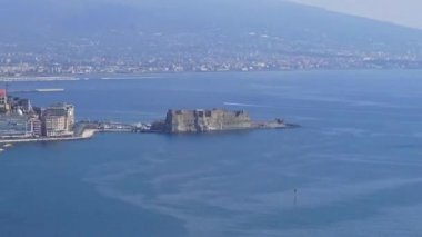 4 k Naples, zoom-out Ovo kale ve Körfez