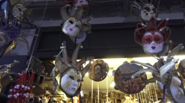 4 k İtalya, Napoli, San Gregorio Armeno, 13 Ekim 2017. Sergi sanat doğum sahnesi ve kocamın yenilik. Dünyada el sanatları dükkan sergi merkezi olarak bilinen.