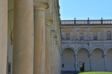Naples, Certosa San Martino, 1325, anıtsal dini kompleks. Büyük manastır. Mimari Detaylar.