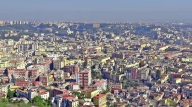 Bölge sant'Elmo castle hill 4 k İtalya, Napoli, Doğu çevrenin, Capodimonte ve Materdei görünümü.