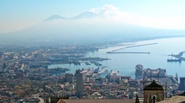 4 k İtalya, Napoli, zoom bağlantı noktasında Sant'Elmo hill kaleden.