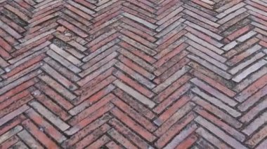 4 k İtalya, Basilicata bölge, 10/10/2017, Melfi Kalesi, 11.asır, Arkeoloji Müzesi koltuğunda. Üç boyutlu efekti olan kralın mahkemede antik zemin