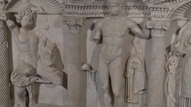 意大利 巴西利卡塔地区 2017 麦尔菲城堡 第十一世纪 Melfese 考古学博物馆的位子 Rapolla 小亚细亚纪念碑 追溯到第二世纪广告 — 图库视频影像