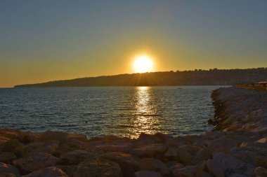 Napoli, Posillipo Tepesi üzerinde günbatımı.