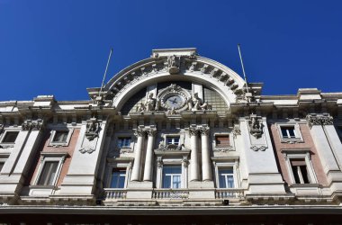 İtalya, Napoli, 1925 yılında inşa Mergellina Tren İstasyonu cephesi